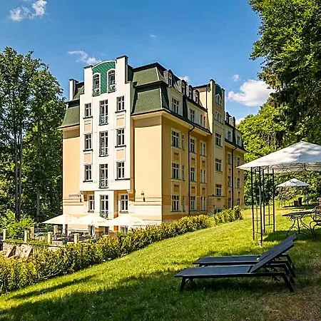 Hotel & Wellness Silva 4*